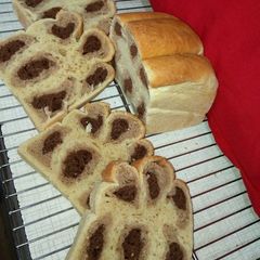 A picture of Leopard print bread.
