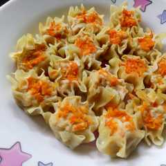 รูปของ Siomay Ayam Wortel - Buat Snack Anak