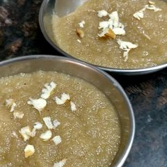 Suji halwa A picture of Suji halwa.
