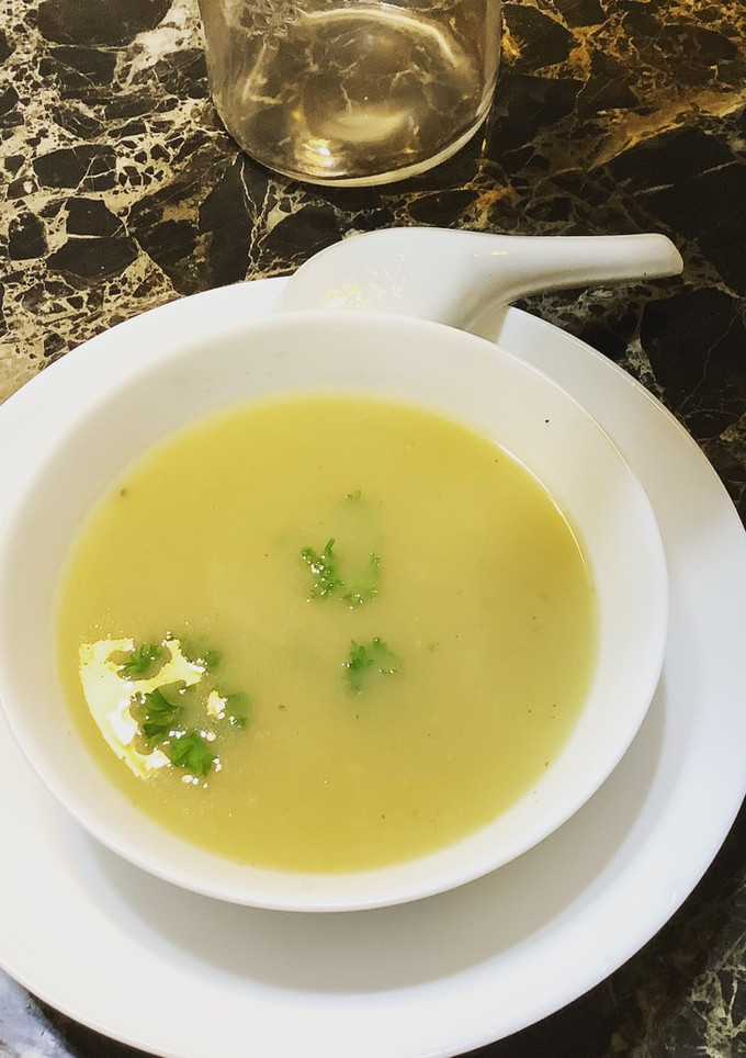 A picture of Celery soup.