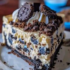 A picture of 🍪 Cookie Monster Cheesecake 🍰.