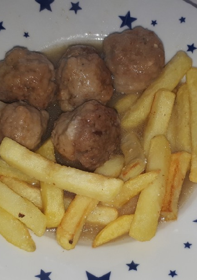 Una foto de Albóndigas caseras guisadas🥣