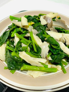 皇宮菜炒秀珍菇 的食譜成品照片