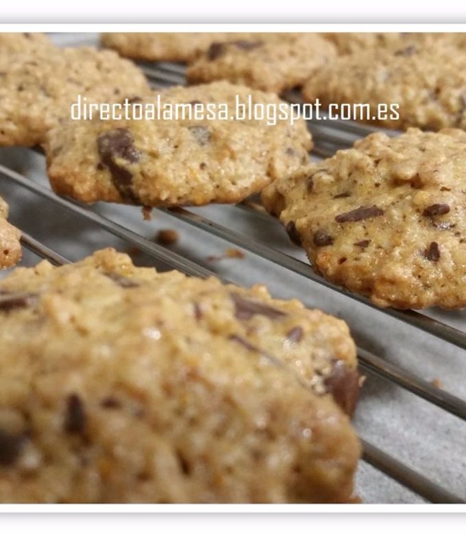 Foto principal de Galletas de avena, naranja y chocolate