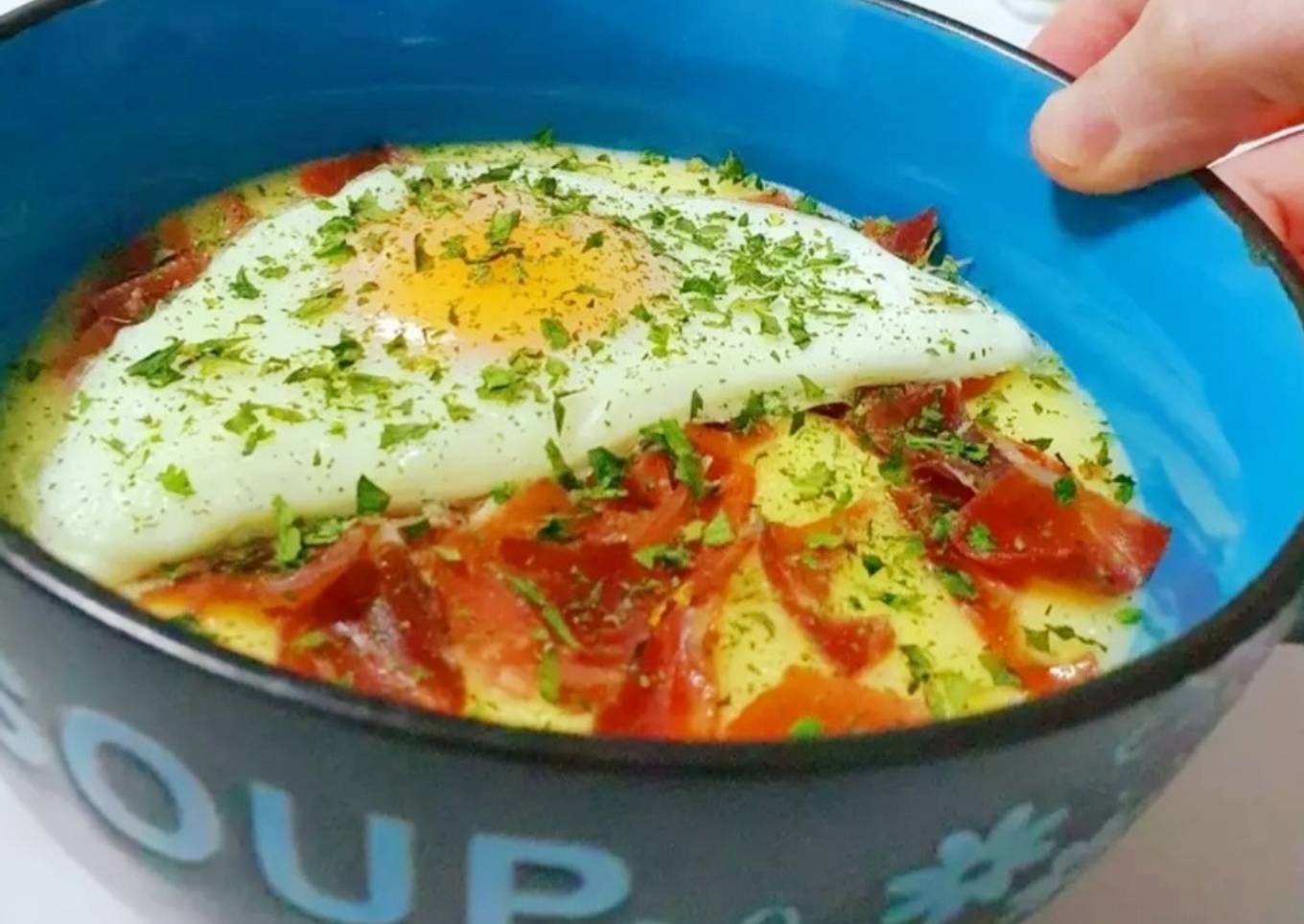 Potato cream with egg
