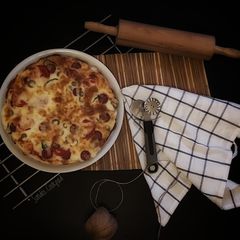 A picture of My favorite pizza.