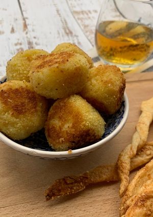 A picture of Mashed Potato Croquettes with Reblochon Center.