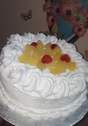 A picture of Black Forest Cake.
