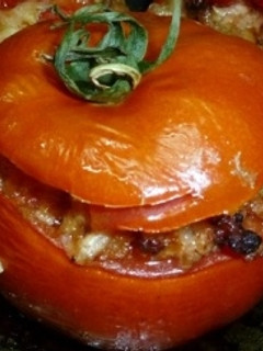 Una foto de Tomates rellenos de carne al horno