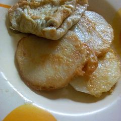 A picture of Fried yam with egg.