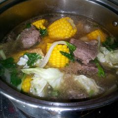 A picture of Bulalo.