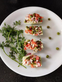 A picture of Peas salad.