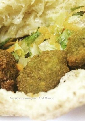 A picture of Falafel Sandwich.