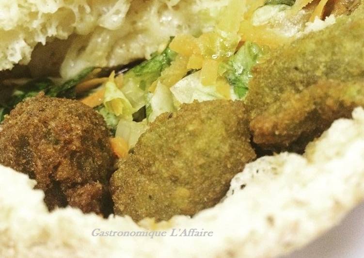 Step-by-Step Guide to Prepare Homemade Falafel Sandwich