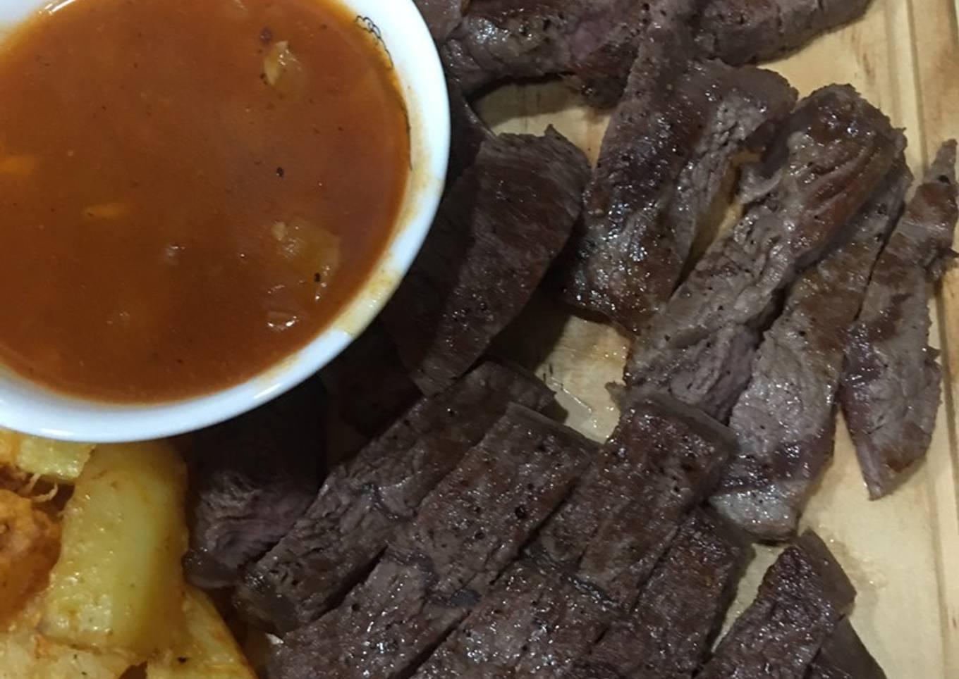 Stick Beef Saus pasta memang sengaja tidak disiram, karena ada yang tidak suka stick pasta