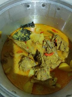 Foto resep Opor ayam kentang