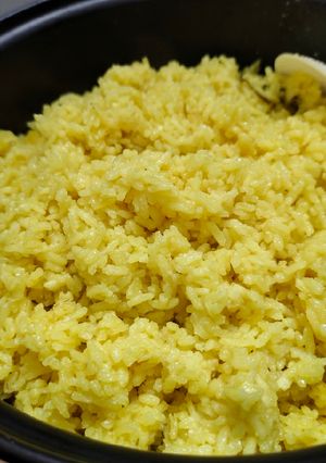 Foto resep Nasi kuning rice cooker