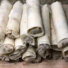 A picture of Frozen chicken roll.