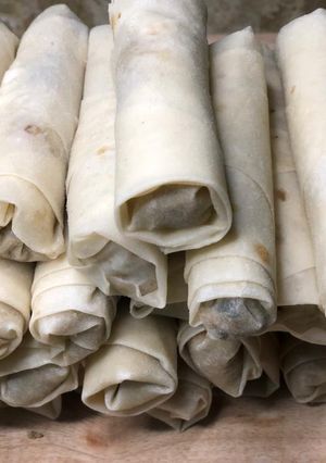 A picture of Frozen chicken roll.