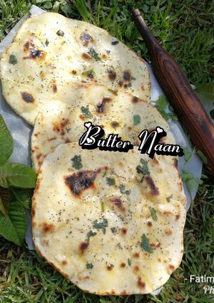 A picture of Butter Naan.