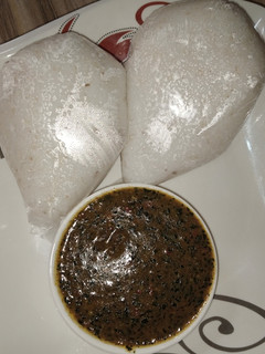 Tuwon shinkafa miyan zogale busheshshe ainihin hoton girkin