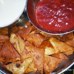 A picture of Leftover roti nachos.