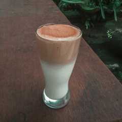 Dalgona Milo রেসিপির প্রধান ছবি