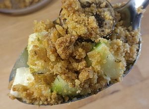 Une photo de 🌿 Crumble salé aux légumes