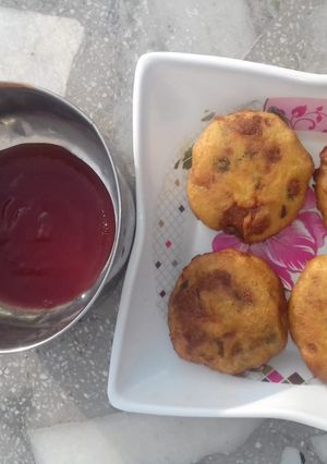 A picture of Aloo ki tikki.