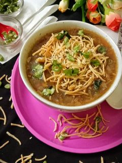চিকেন মান চাও স্যুপ(chicken manchow soup recipe in bengali) রেসিপির প্রধান ছবি