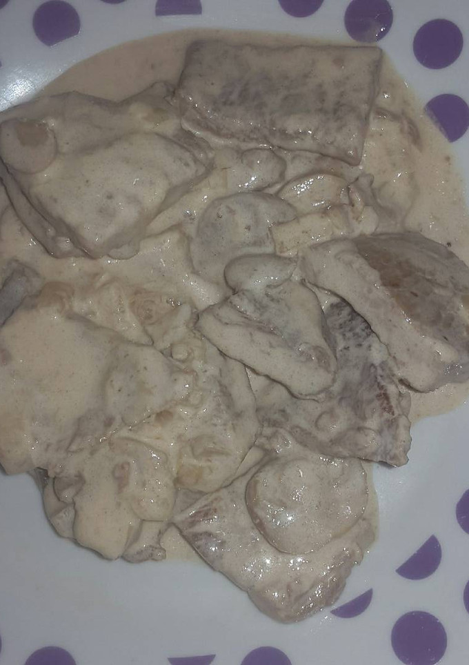 Una foto de Ternera en salsa champiñones