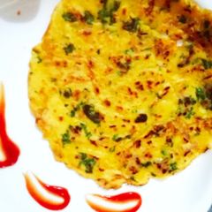 Suji besan egg chilla A picture of Suji besan egg chilla.