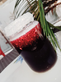 A picture of Hibiscus and Cucumber drink.