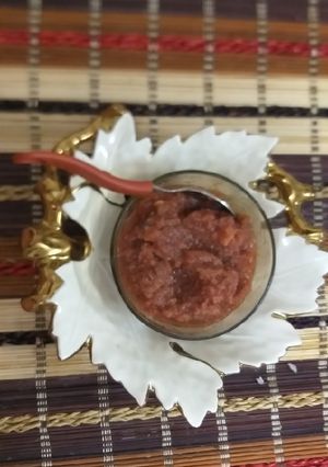 A picture of Karonda chutney.