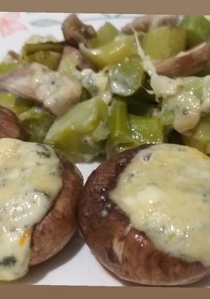 Una foto de Champignones gratinados al roquefort