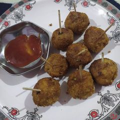 A picture of Potato lollipops.