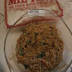 A picture of Mie nyemek.
