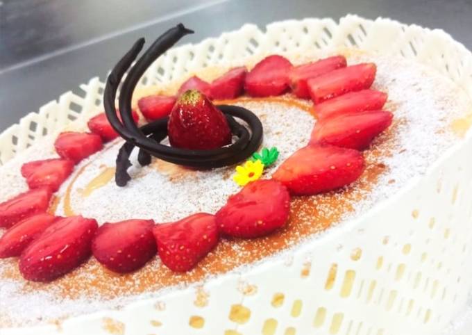 MEG US Strawberry Cheesecake