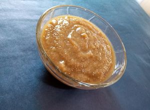 Una foto de Salsa de plátano y caramelo