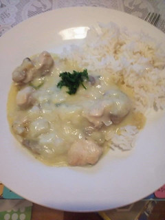 Una foto de Pollo a la crema
