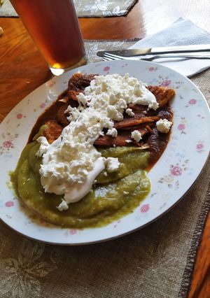 Una foto de Enchiladas caprichosas