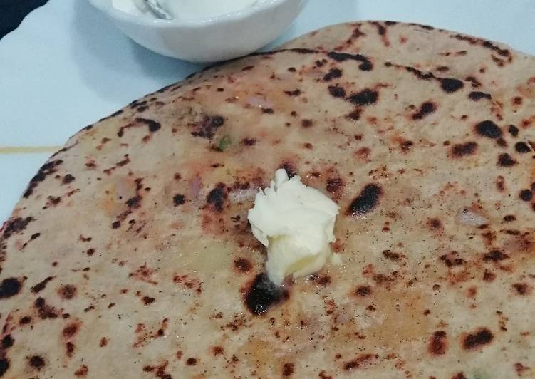 Recipe of Ultimate Aloo Onion Paratha