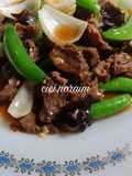 Cah sapi dengan kapri