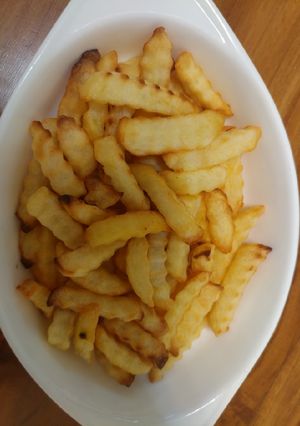 氣炸薯條(旋風式烘烤爐) #氣炸鍋 #旋風式烘烤爐 的食譜成品照片