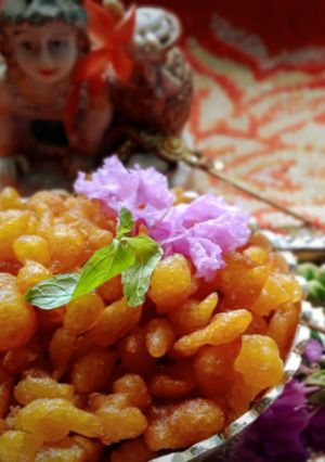তাল দিয়ে তৈরি মিষ্টি বোঁদে(Tal diya misti Bondie recipe in Bengali) রেসিপির প্রধান ছবি