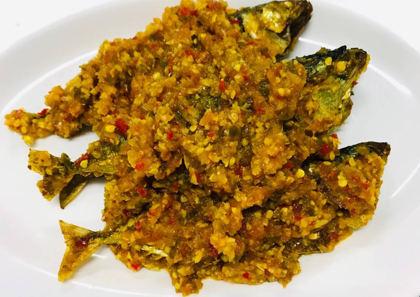 Resepi Sambal Ikan Temenung Masam Pedas Yang Boleh Manjain Lidah Dan