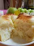Bánh mì ngọt nhân nho khô
