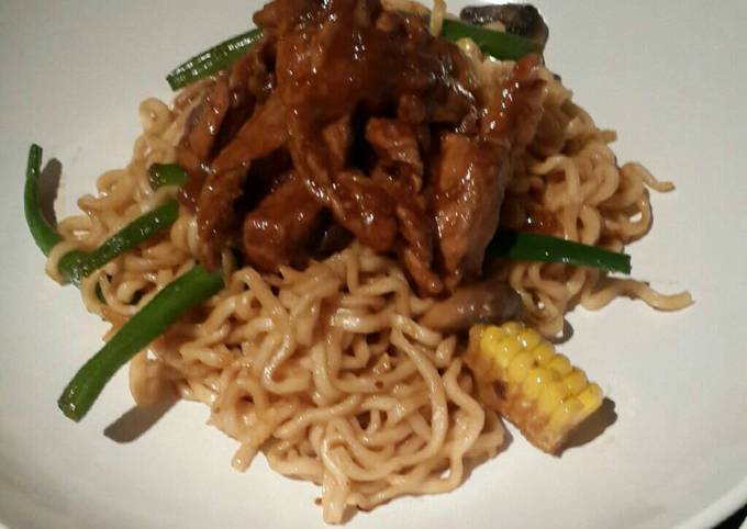 Recipe of Ultimate Sweet n Sour Pork with Fried Noodles