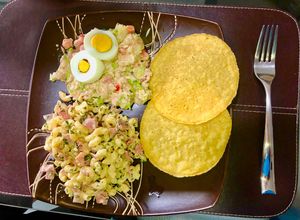Una foto de Ensalada de atún con pasta