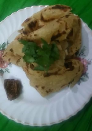 A picture of Lachha paratha.